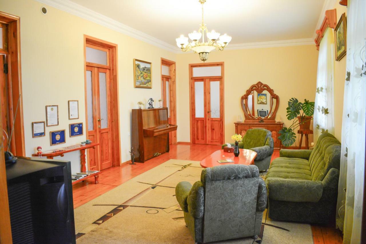 Guest House Nataly Yeghegnadzor Екстер'єр фото