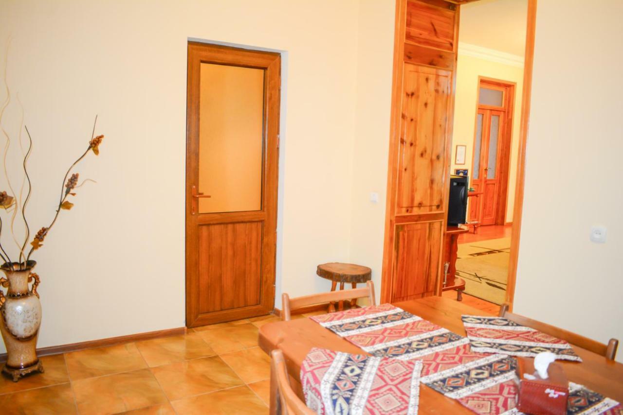 Guest House Nataly Yeghegnadzor Екстер'єр фото